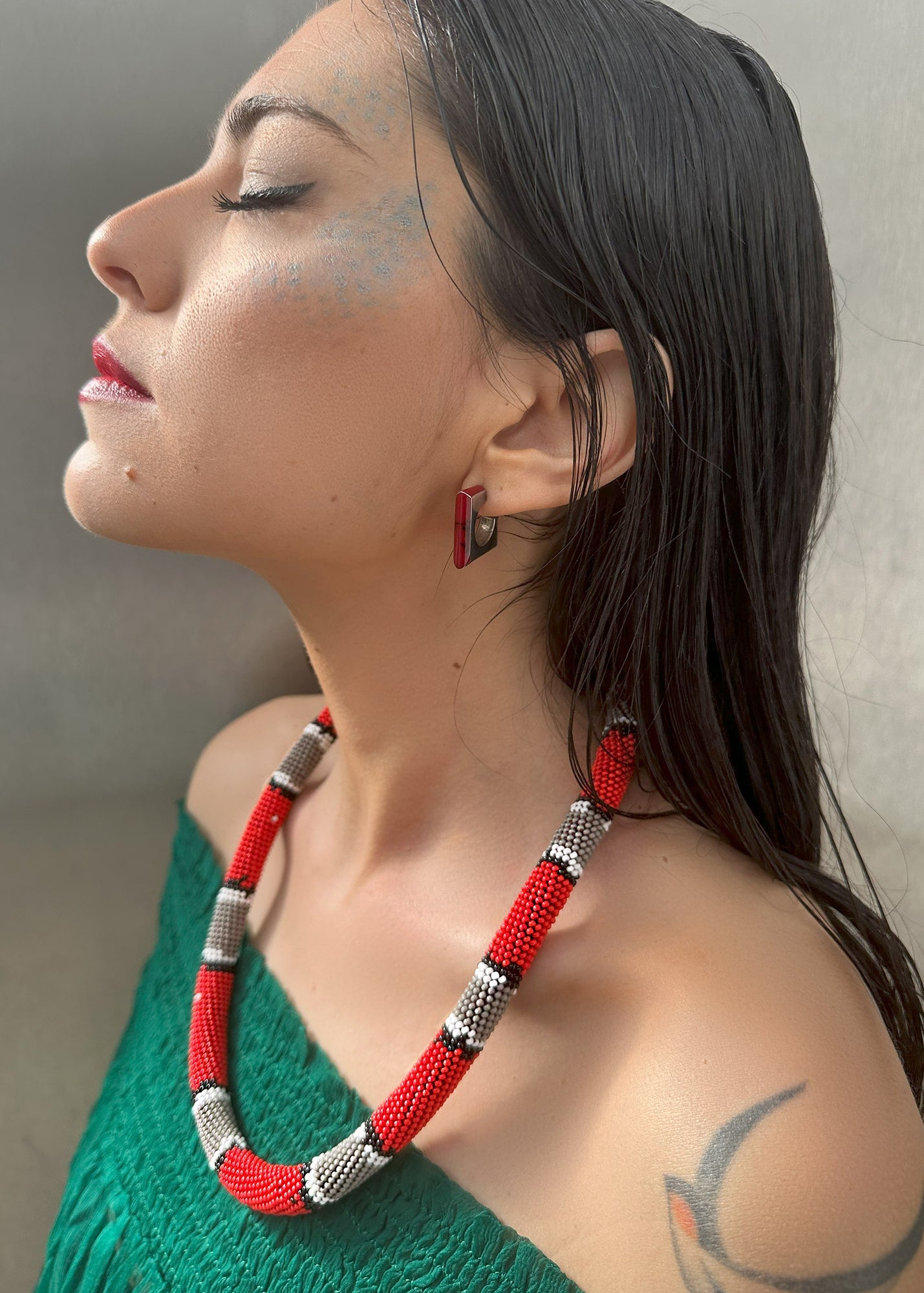 Collar Titin Napi Coral
