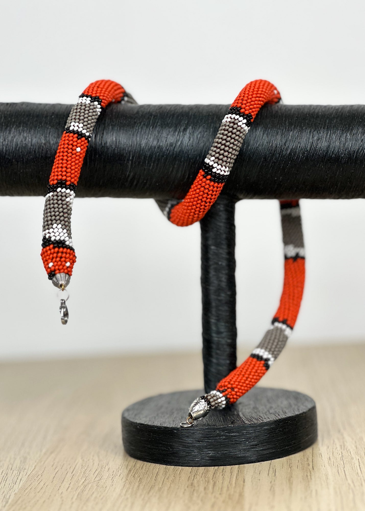 Collar Titin Napi Coral